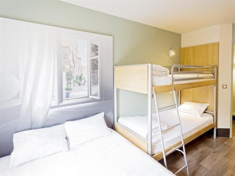 B&B Hotel Villeneuve Loubet Plage ภายนอก รูปภาพ