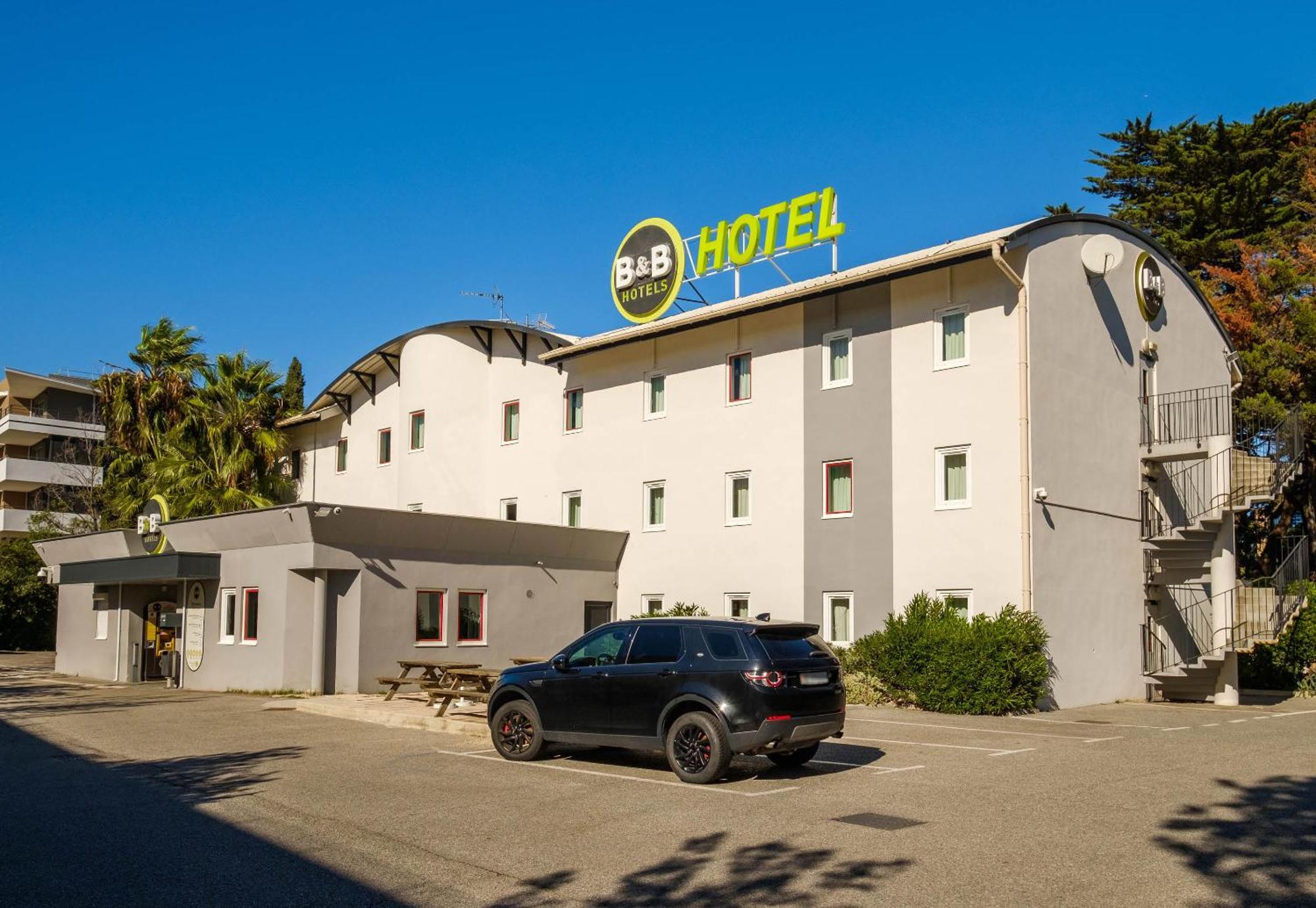 B&B Hotel Villeneuve Loubet Plage ภายนอก รูปภาพ