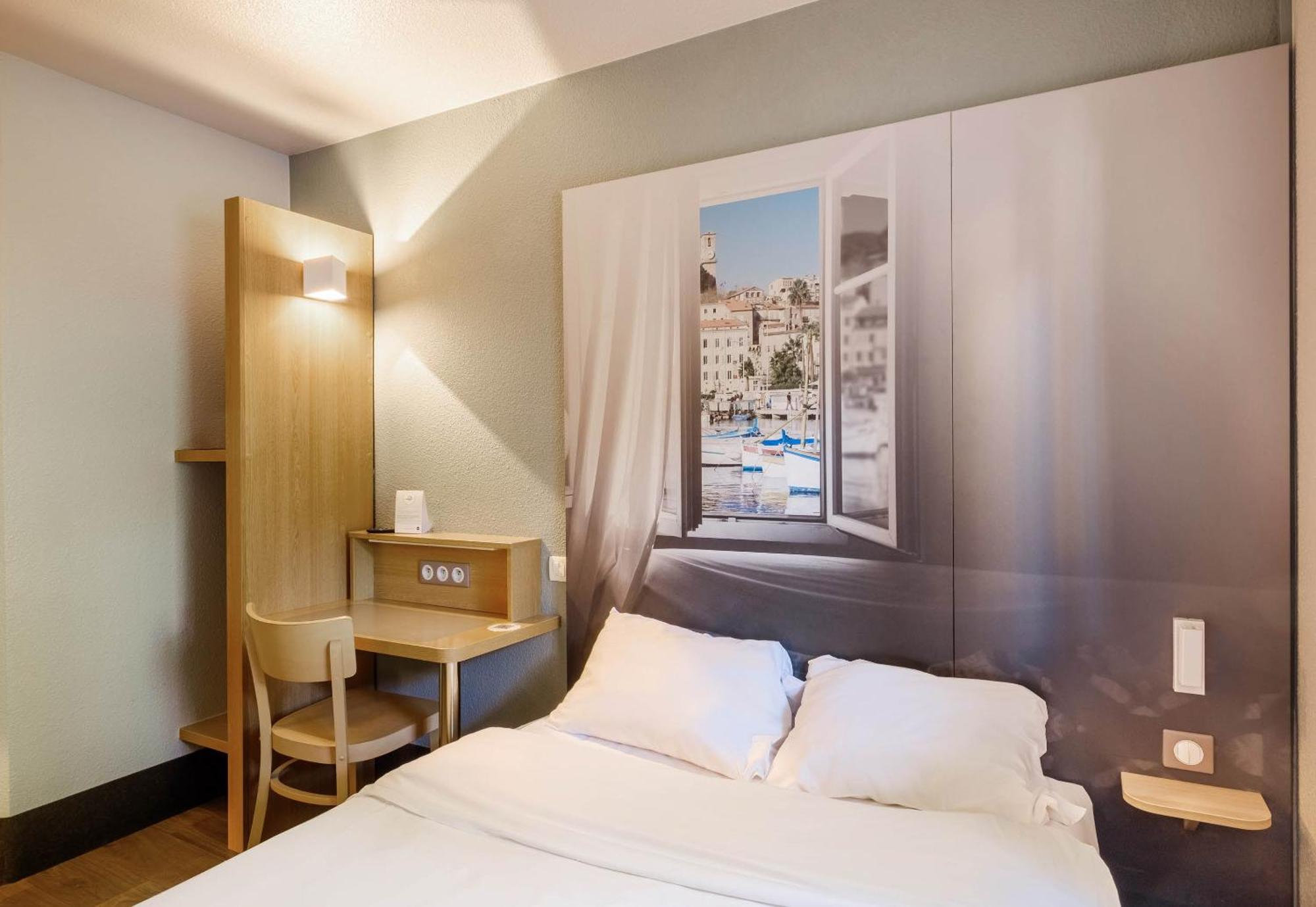 B&B Hotel Villeneuve Loubet Plage ภายนอก รูปภาพ