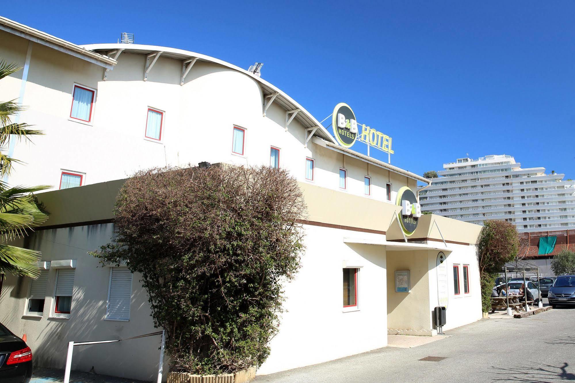 B&B Hotel Villeneuve Loubet Plage ภายนอก รูปภาพ