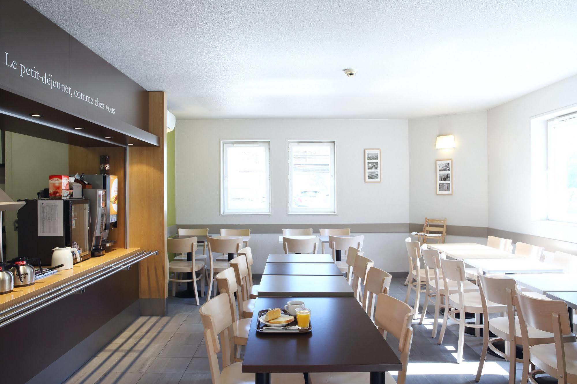 B&B Hotel Villeneuve Loubet Plage ภายนอก รูปภาพ