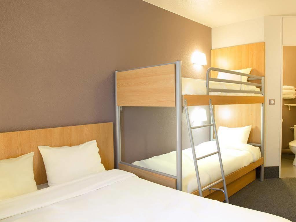 B&B Hotel Villeneuve Loubet Plage ภายนอก รูปภาพ